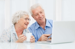 Example of elders using a computer