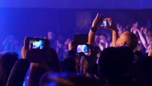 Example of smartphones at shows